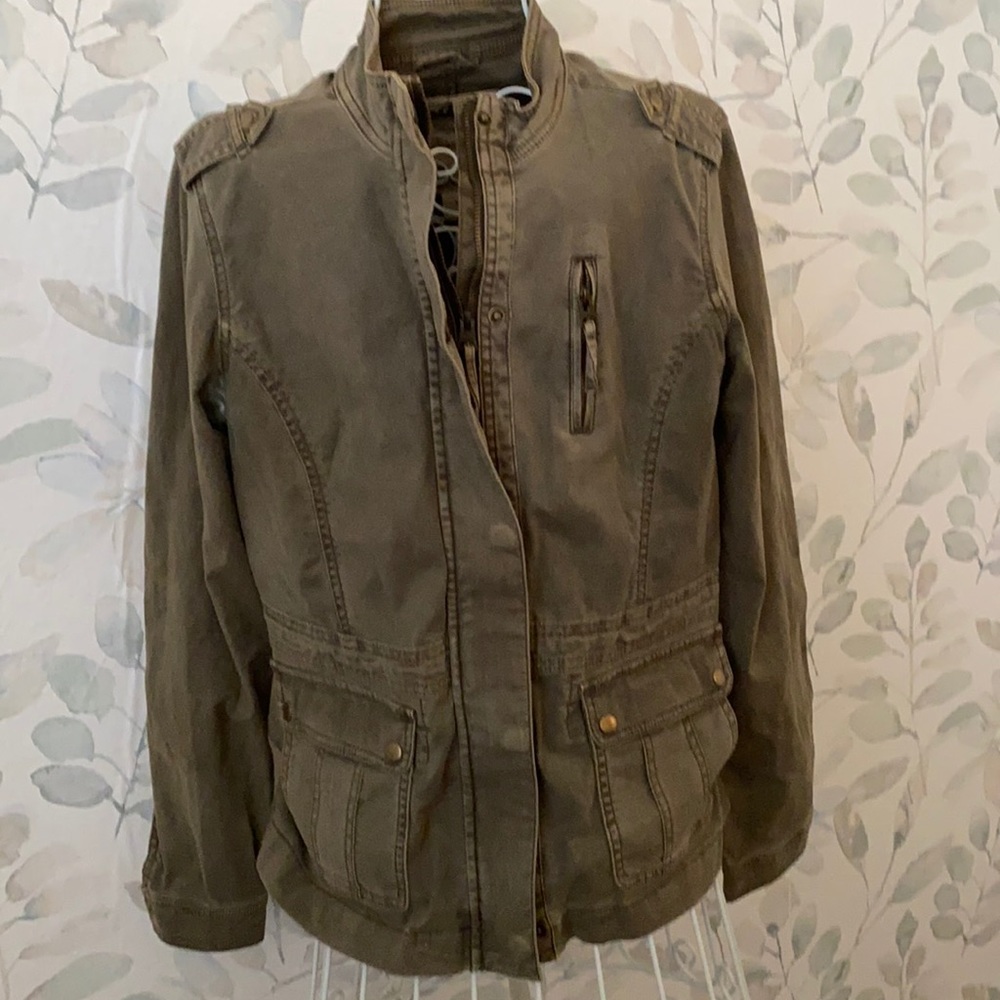 Lucky Brand Women’s Canvas Jacket size Medium. Army green color
